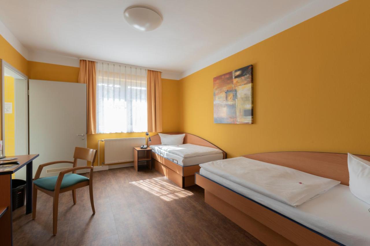 Mit-mensch Hotel 3*