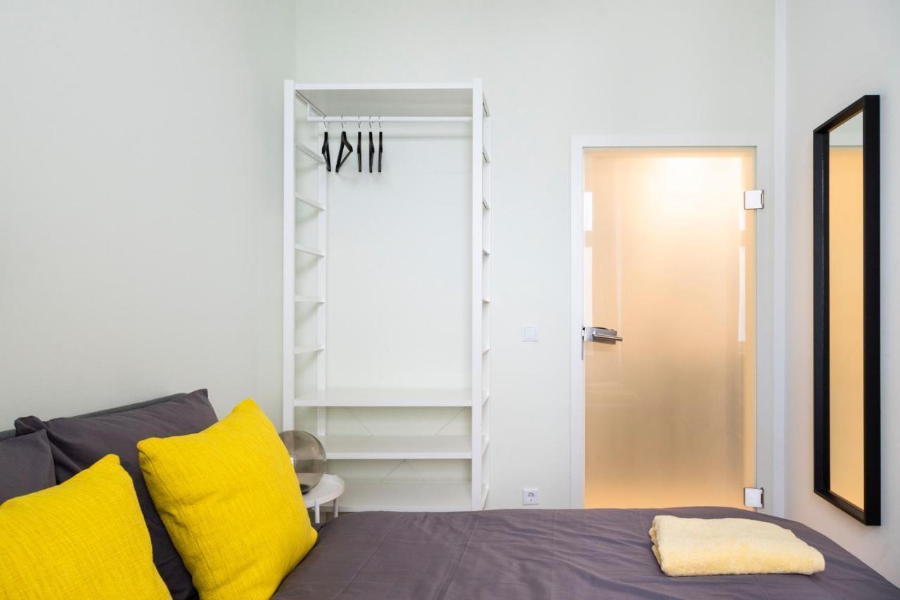 Apartment Neukolln Industrial Style 2 Bathrms 3 Bedrms +a/c *