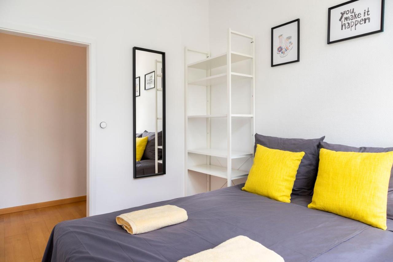 Central +3br +big Living Next To U-station Apartment Berlin