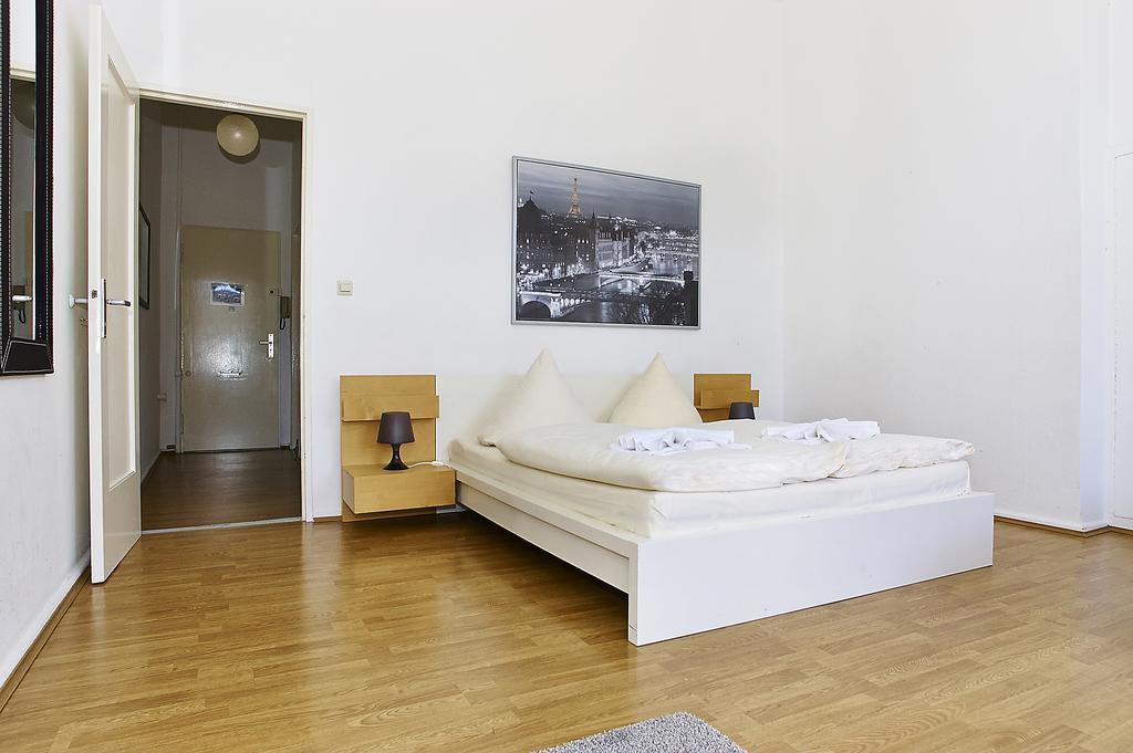 Bearlincity - Center West Apartment