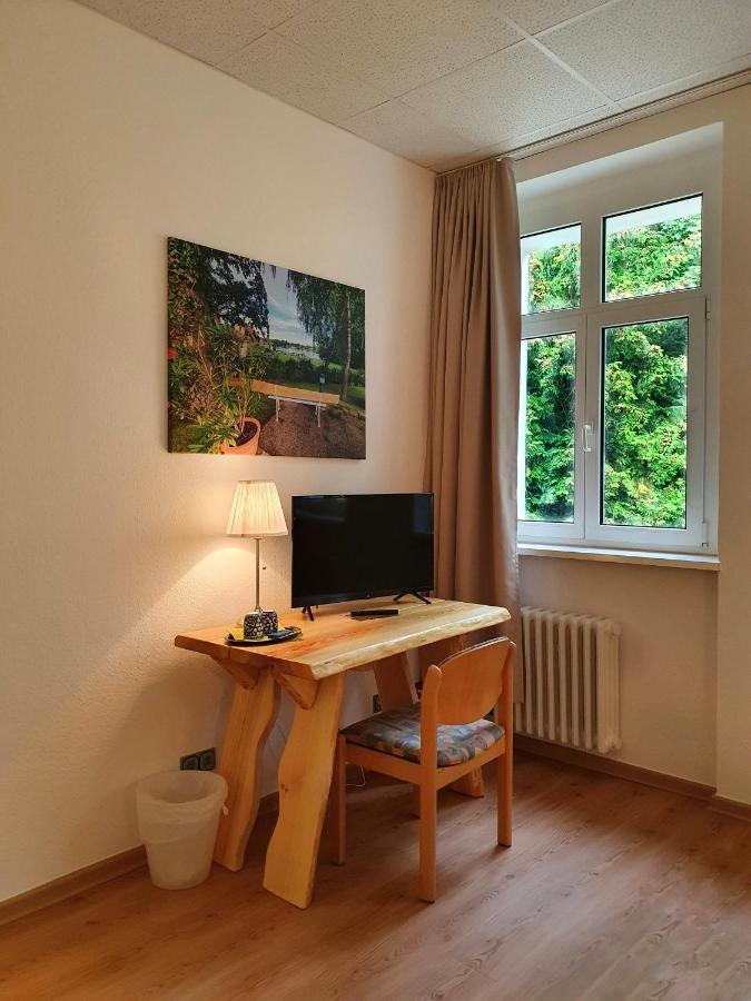 Hotel Waldhotel Am Berlin-schmoeckwitz 3*