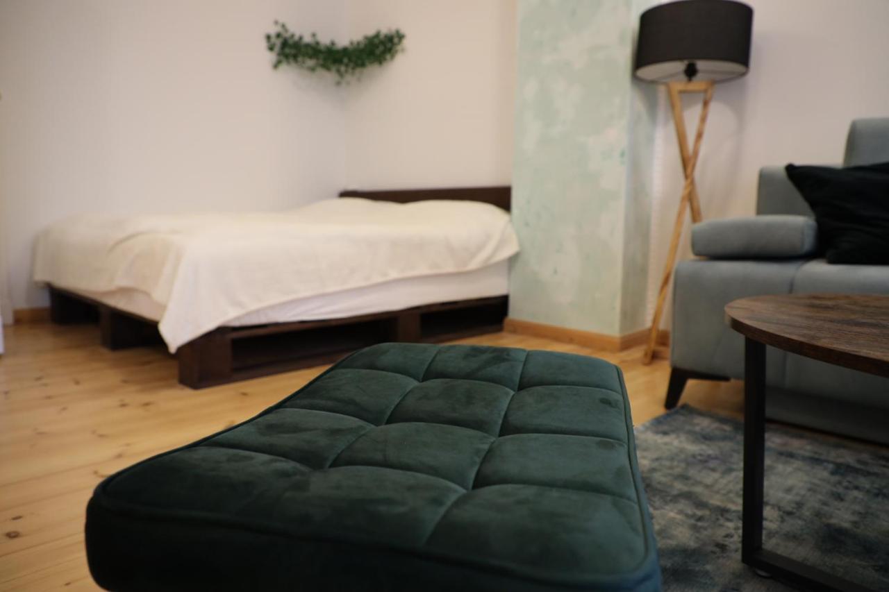 Apartment 61