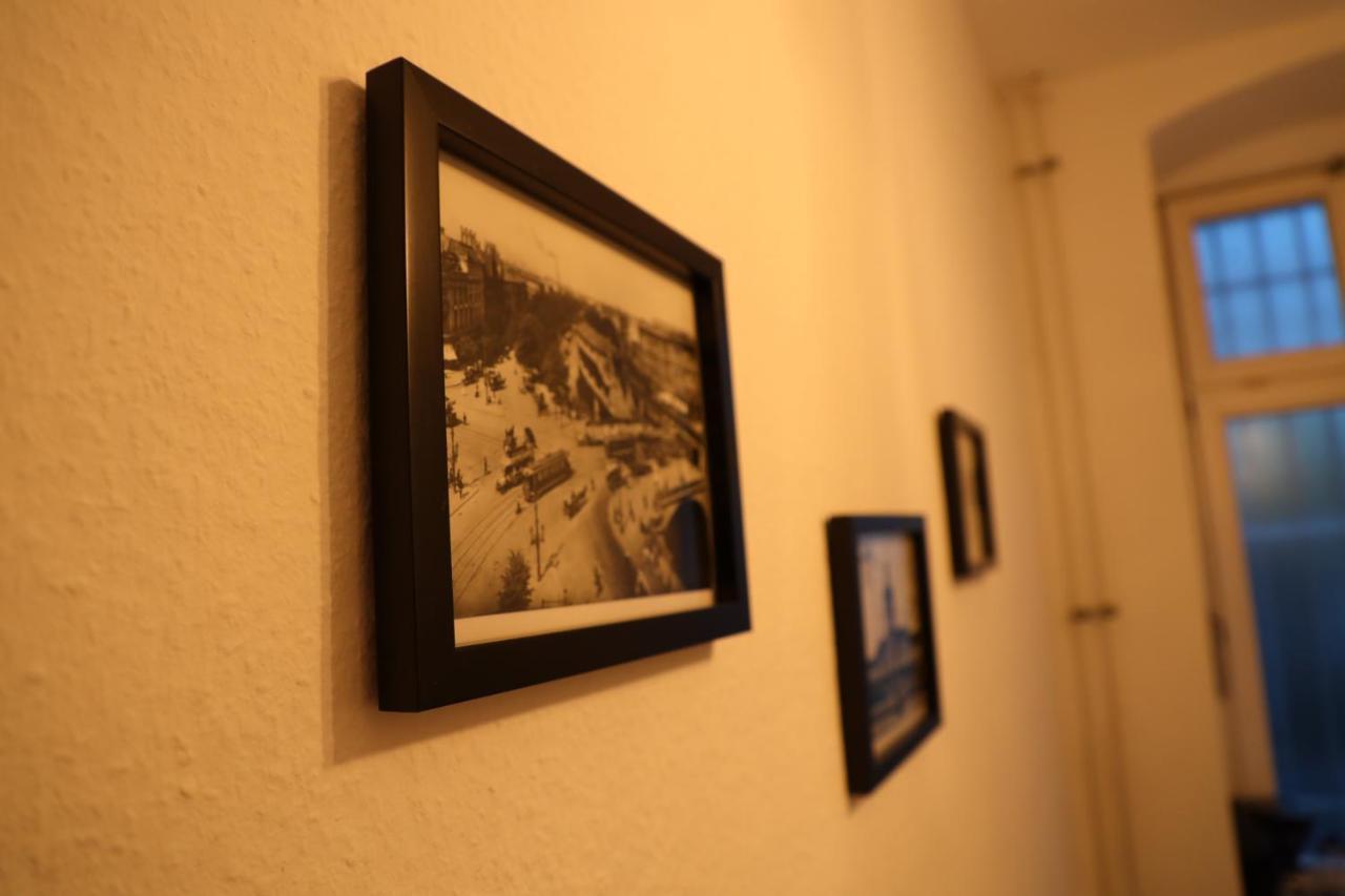 Apartment 61