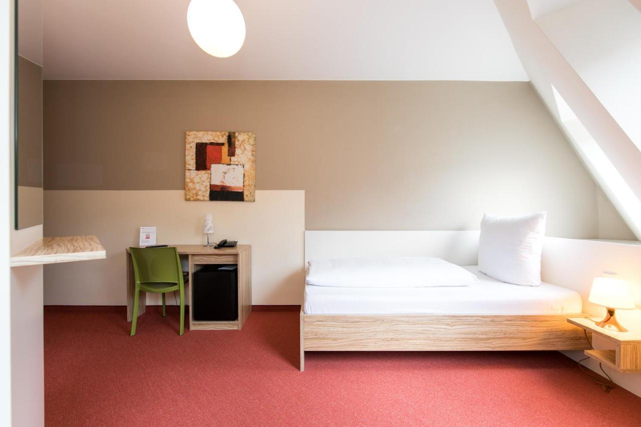 Hotel Nu Wave - Digital Check-in 2025 Berlin