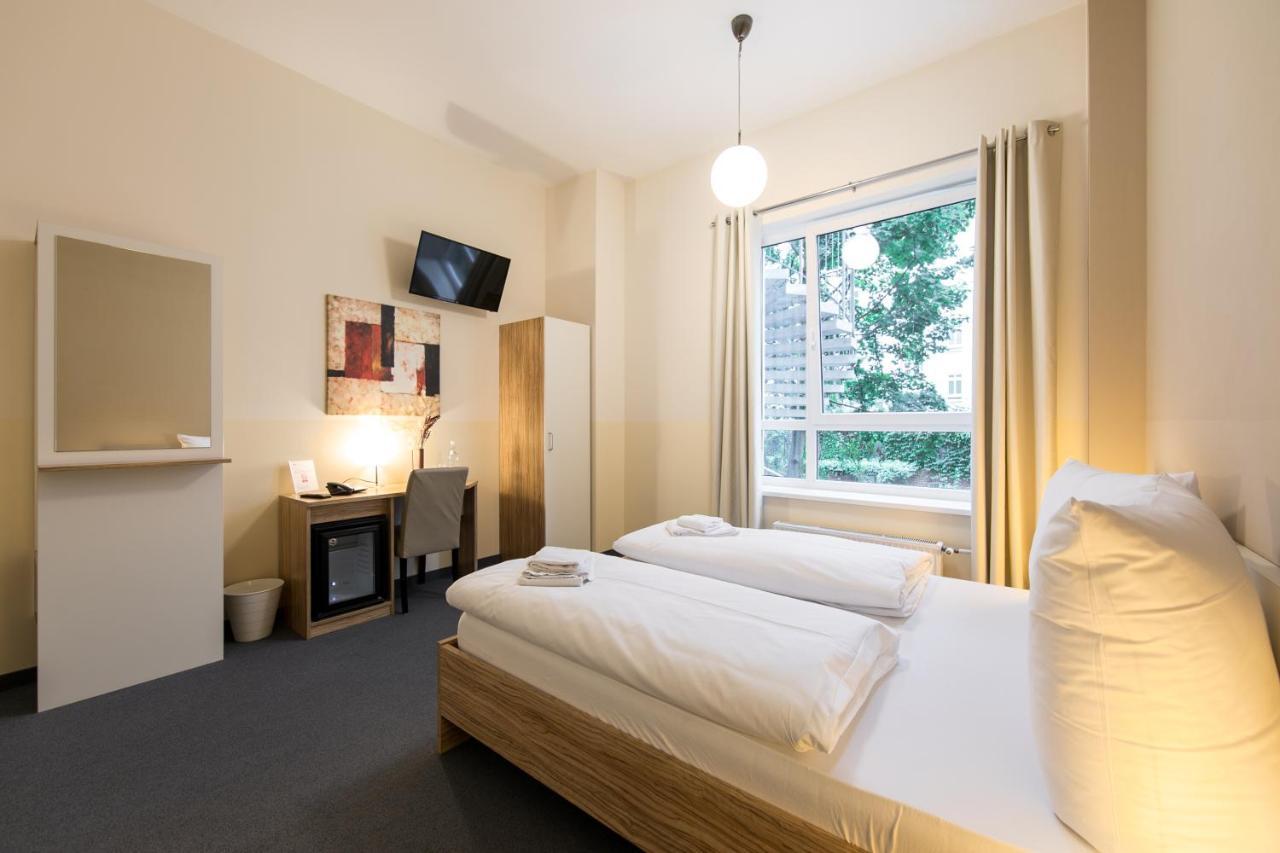 Nu Wave - Digital Check-in 2025 Hotel Berlin