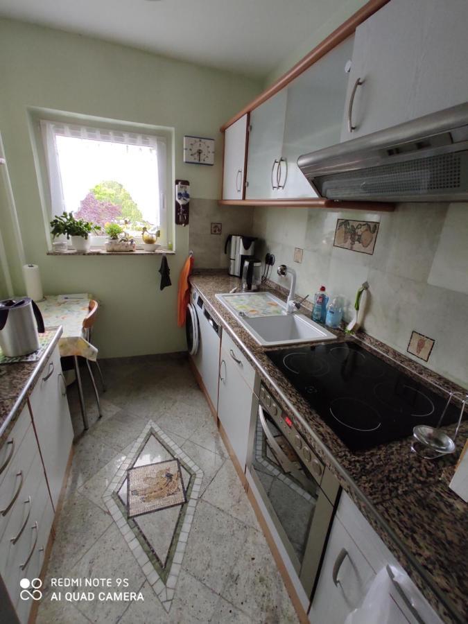 Schönes Gästezimmer Lgbtq Freundlich Privatunterkunft *
