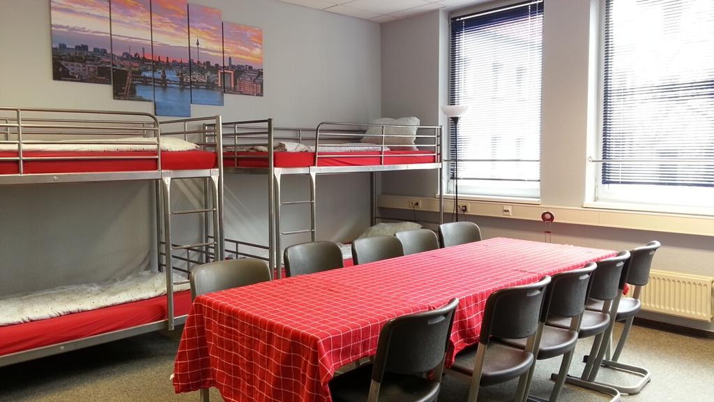 Hostel Die Etage East *