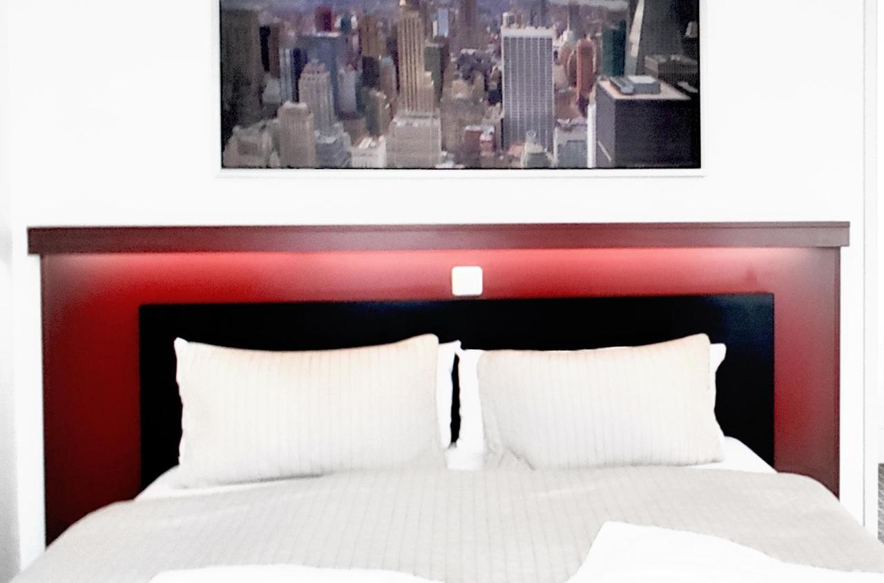 Apartment 6