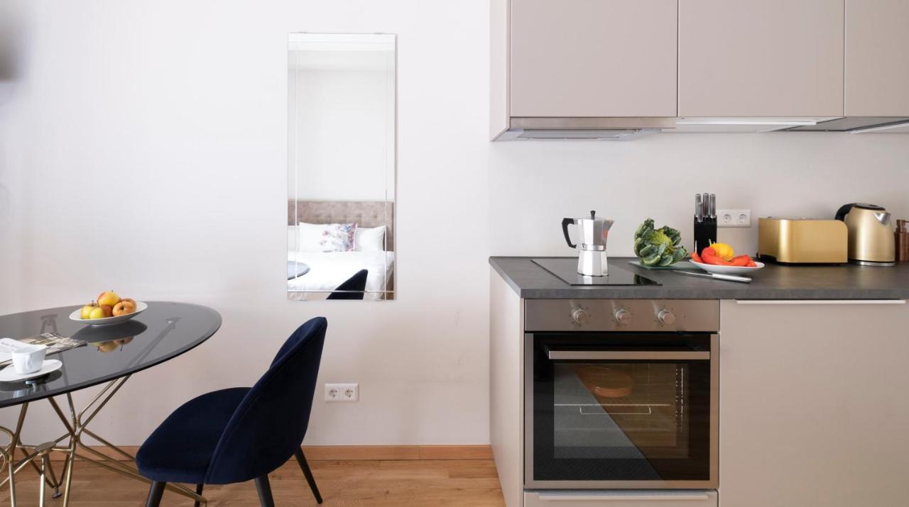 Arbio I Design Near Charlottenburg Palace Apartment *