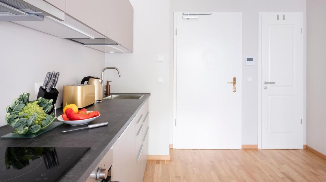 Apartment Arbio I Design Near Charlottenburg Palace
