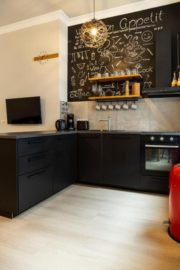 Apartment 2br 2bthrms High Ceilings Brick Walls Style Apartm Berlin