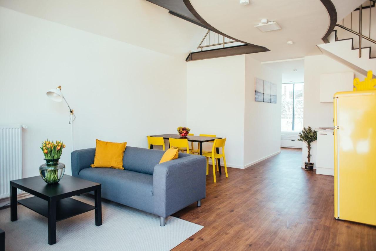 Fantastic Loft With Balcony Apartment *