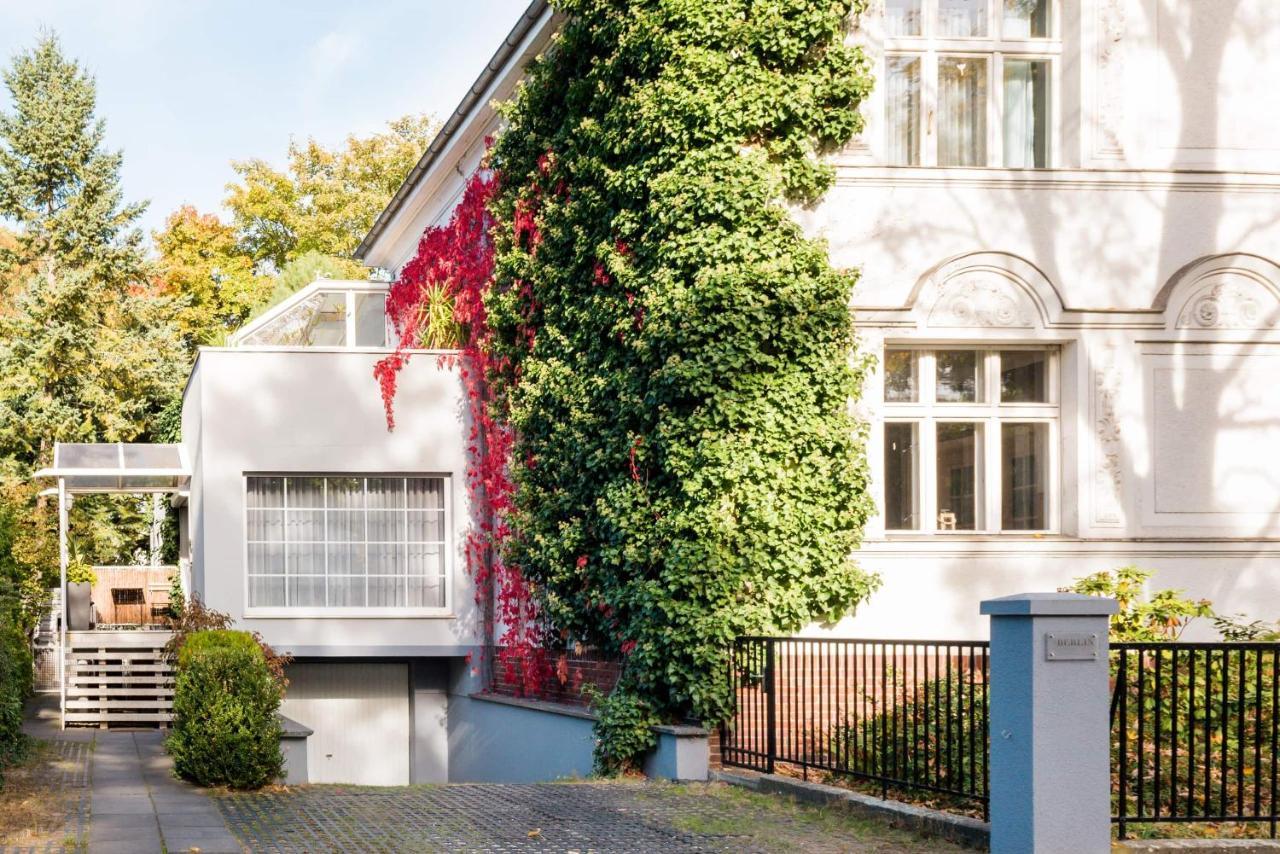 The Getaway / 80qm In Berlin's Historic Diplomatic Quarter