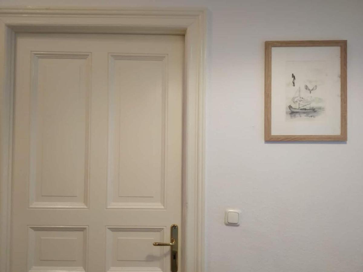 Apartment 2 Bedroom Flat For Families & Calm Guests *