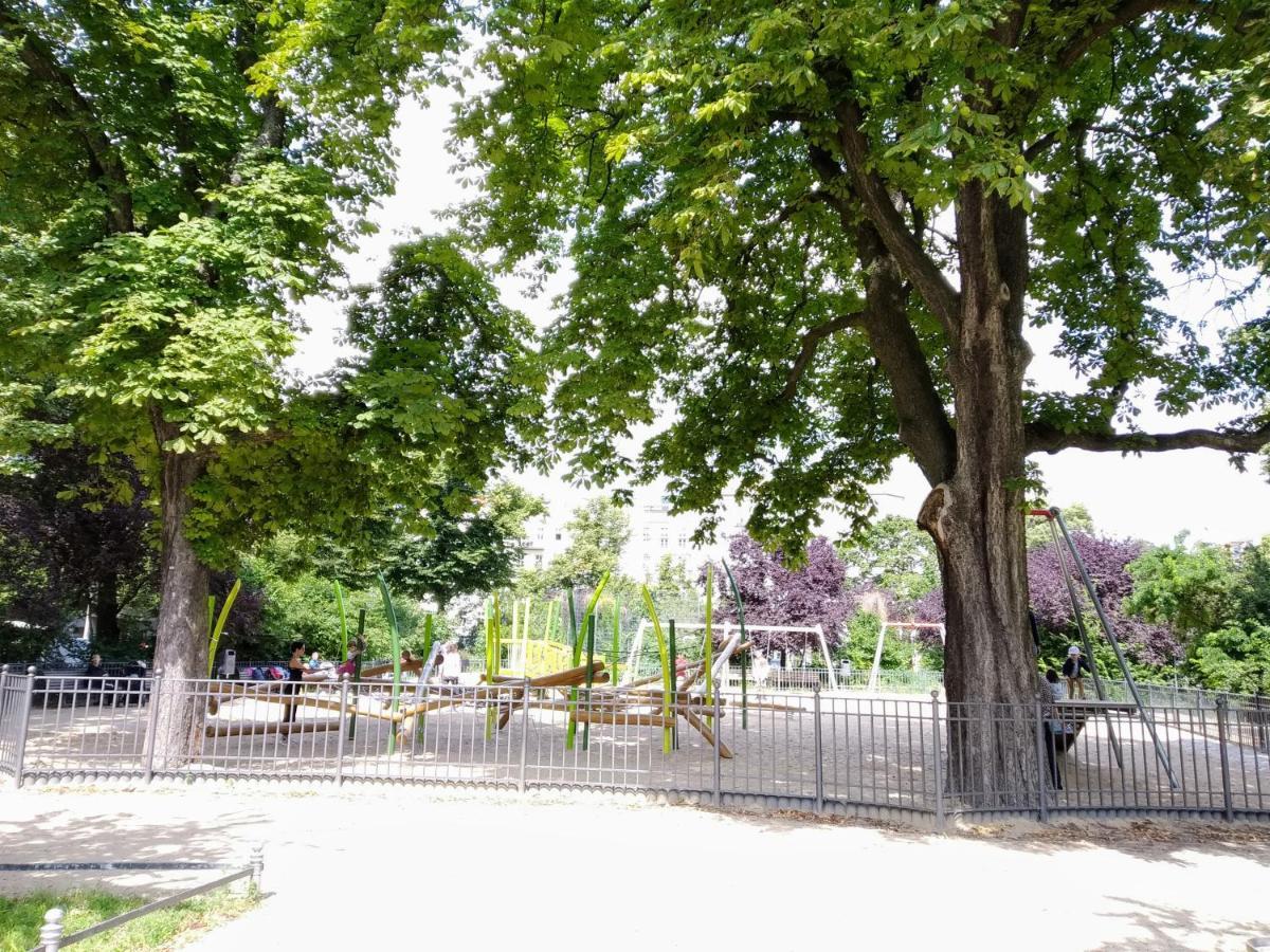Apartment 2 Bedroom Flat For Families & Calm Guests *