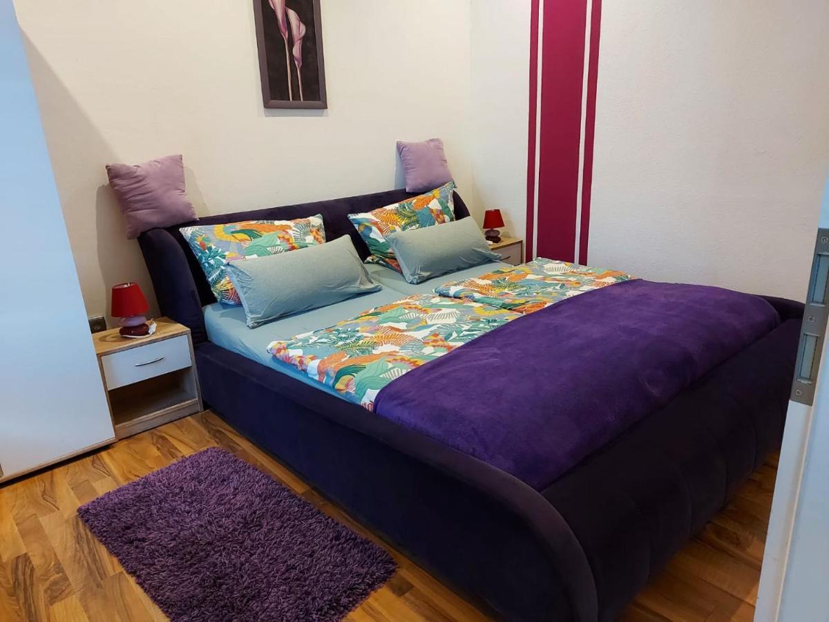 Mahlsdorf Apartment *