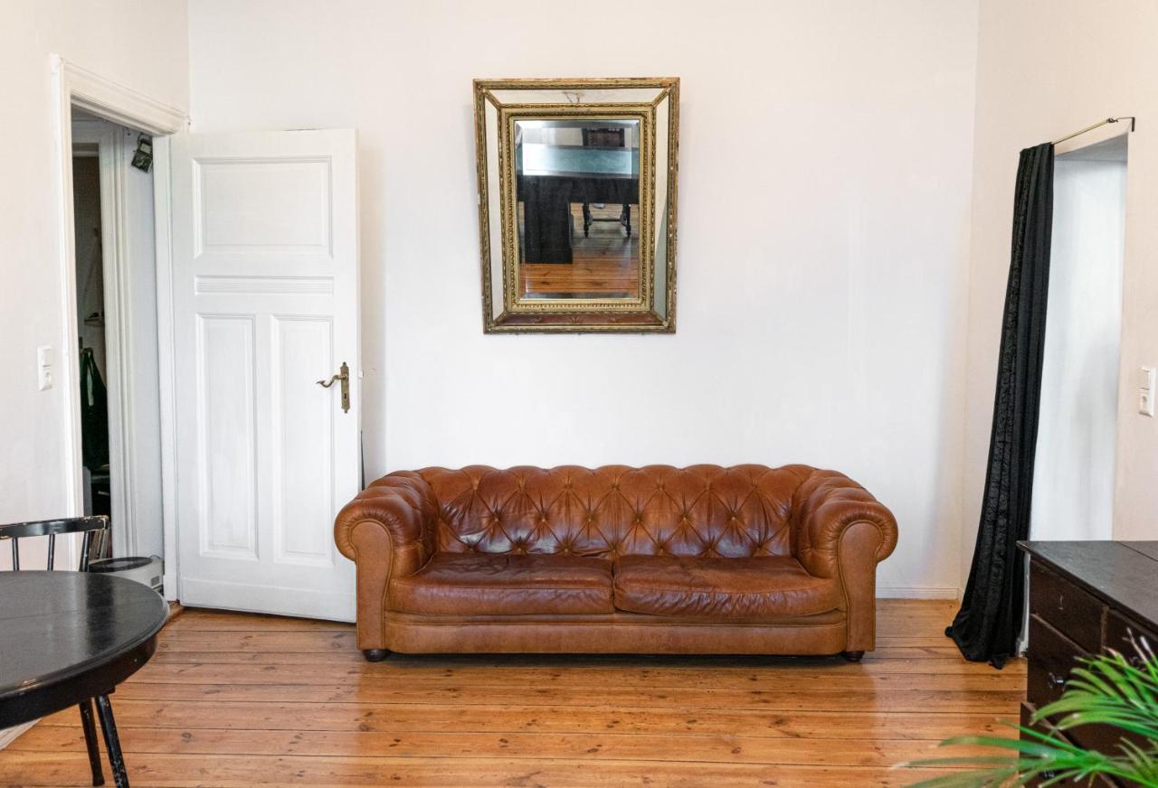 Boutique Altbau Apartment Wedding