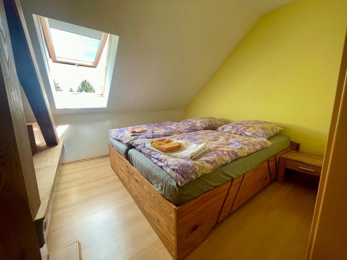Biesdorf-verkehrsguenstig Und Ruhig Apartment *