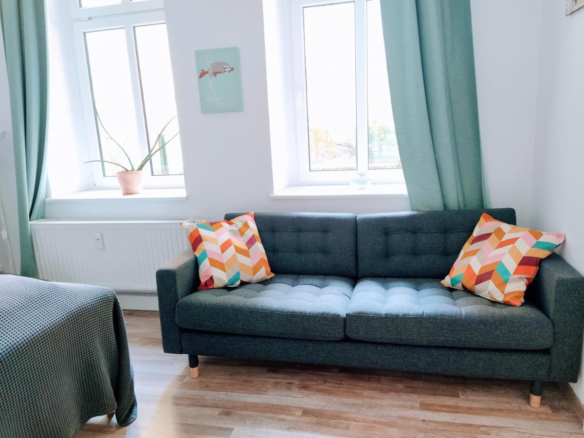 2 Bedroom Flat For Families & Calm Guests Apartment *