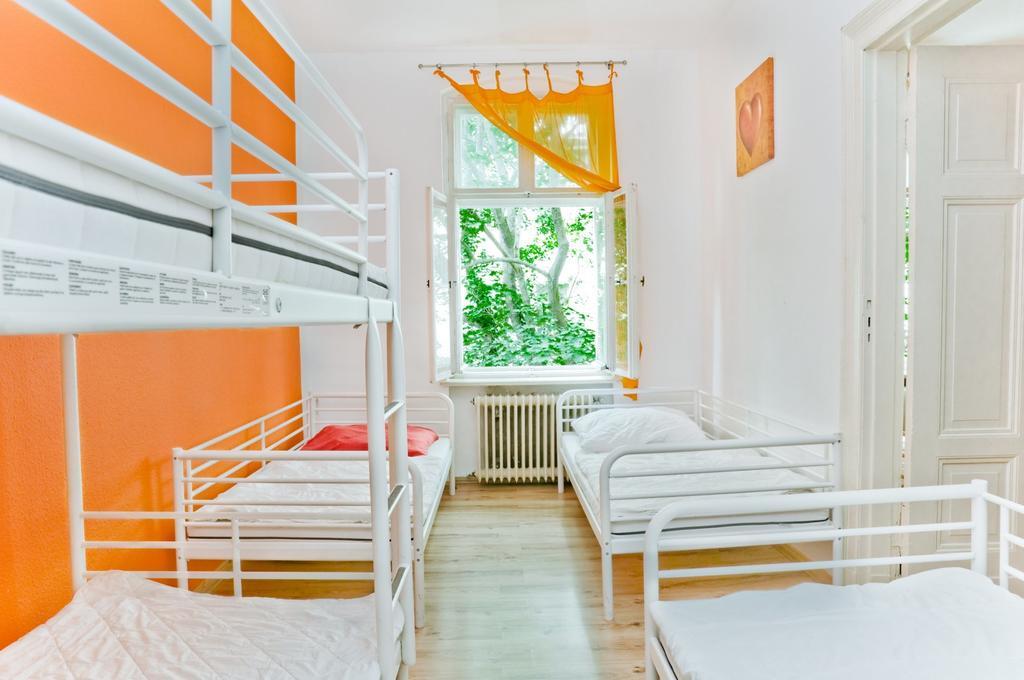 Hostel Sleep Cheap Berlin