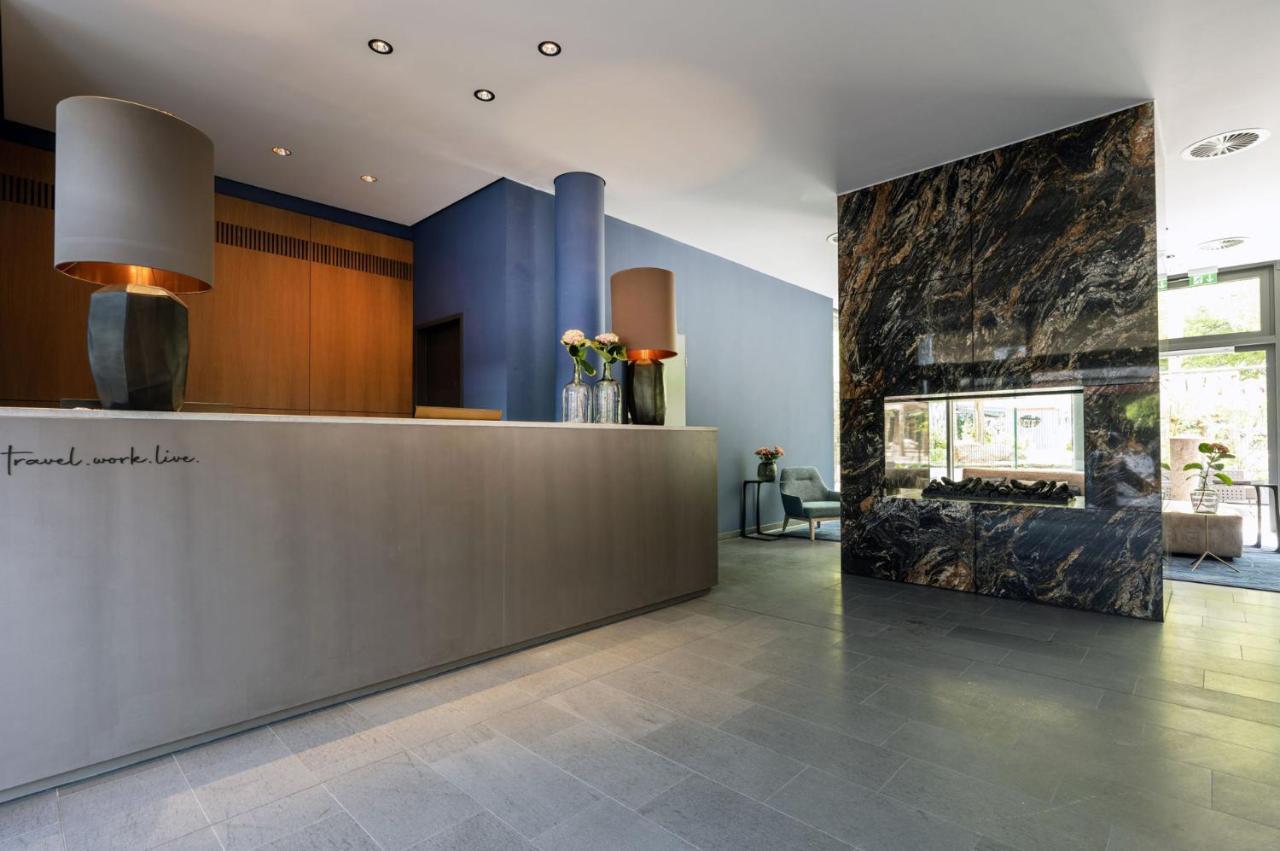 Hotel June Six City West 3*