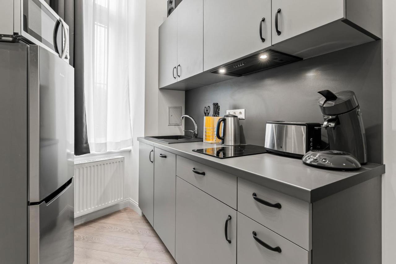 The Mierendorf Hinterhaus, 2 Bed Up To 4 People