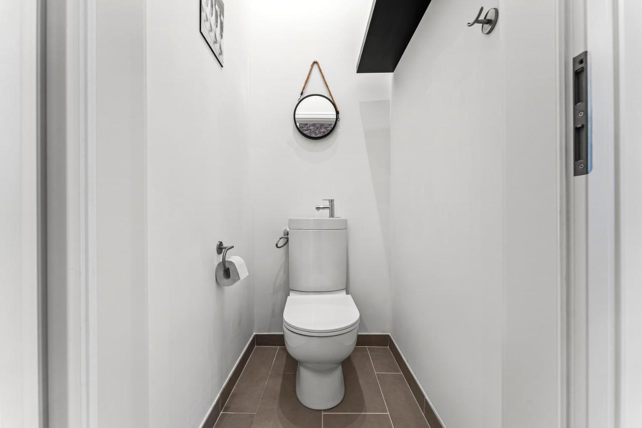 Apartment The Mierendorf Hinterhaus, 2 Bed Up To 4 People
