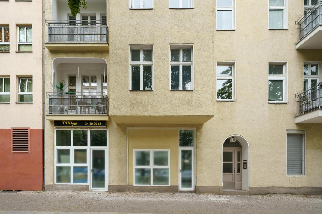 Apartment The Mierendorf Hinterhaus, 2 Bed Up To 4 People *
