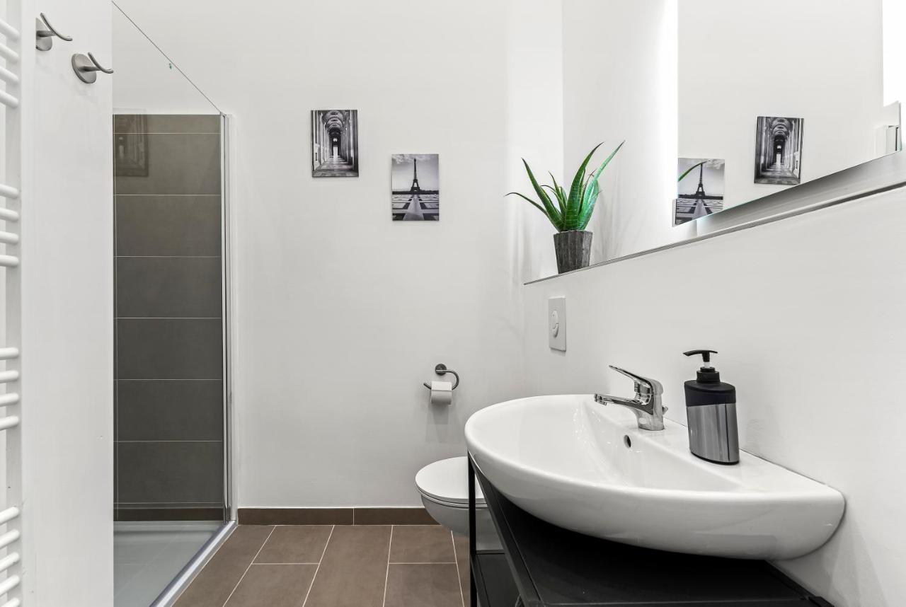 The Mierendorf Hinterhaus, 2 Bed Up To 4 People Apartment Berlin