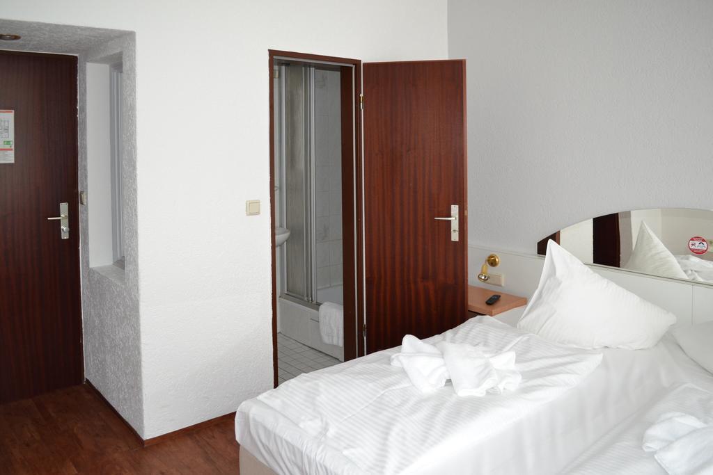 Hotel Hotel - Pension Haubach 2*