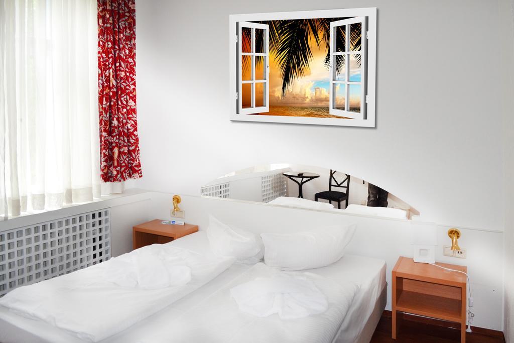 Hotel - Pension Haubach Hotel 2*