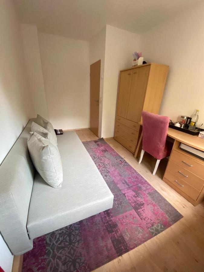 Homestay Schoenes Im Charmanten Haus *
