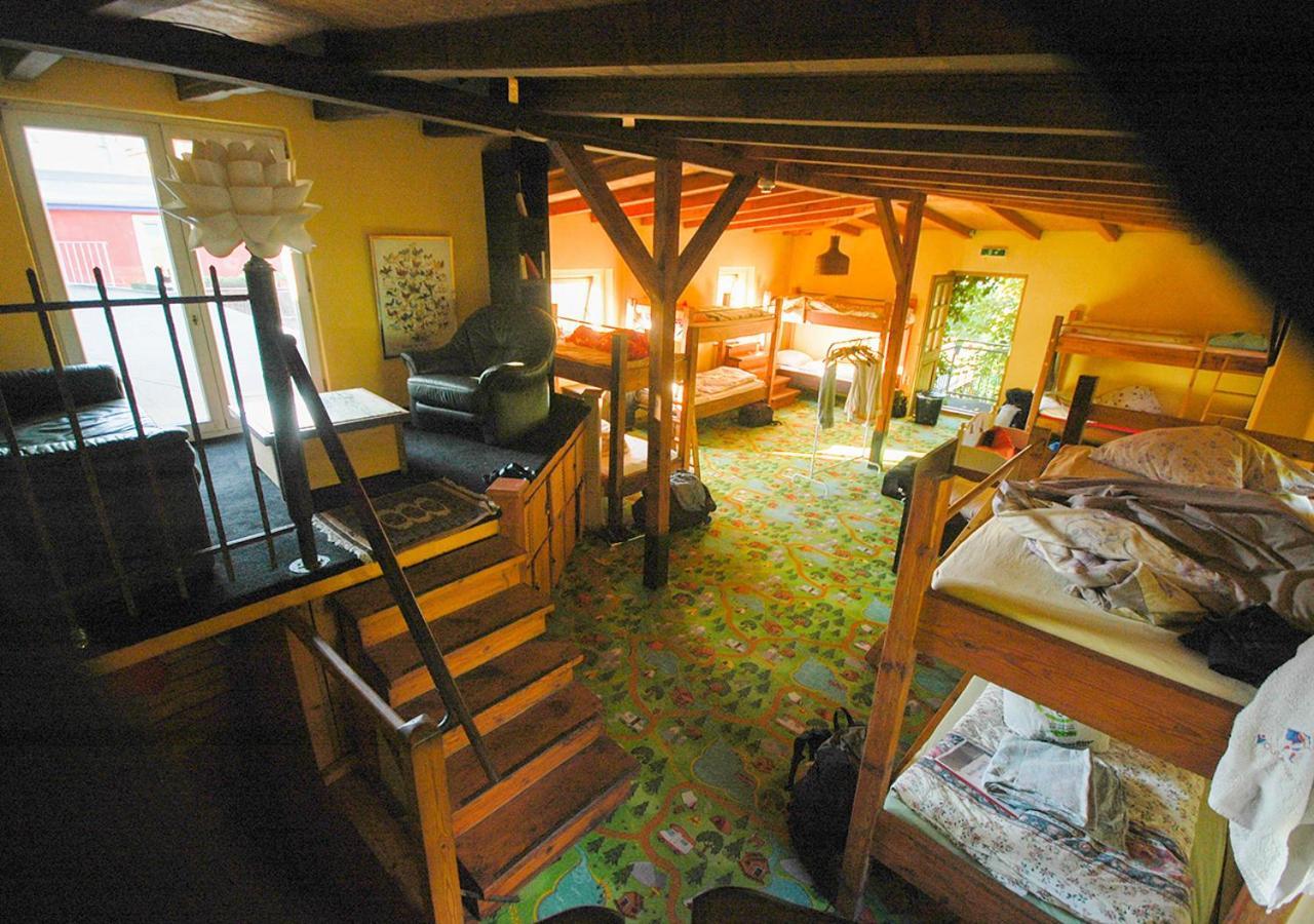 Sandino Summer Camp Hostel Berlin