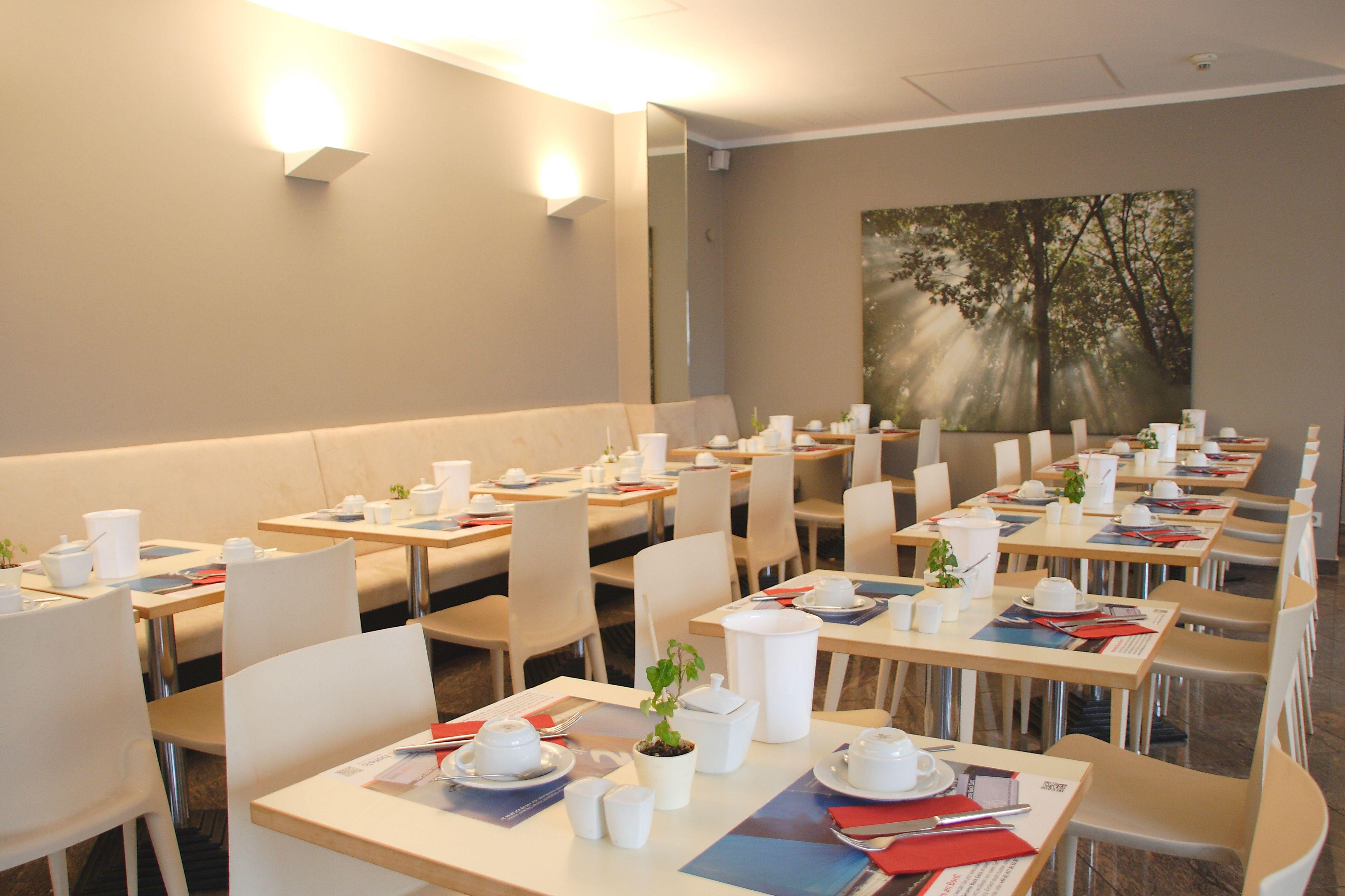Hotel Mitte By Campanile 3*