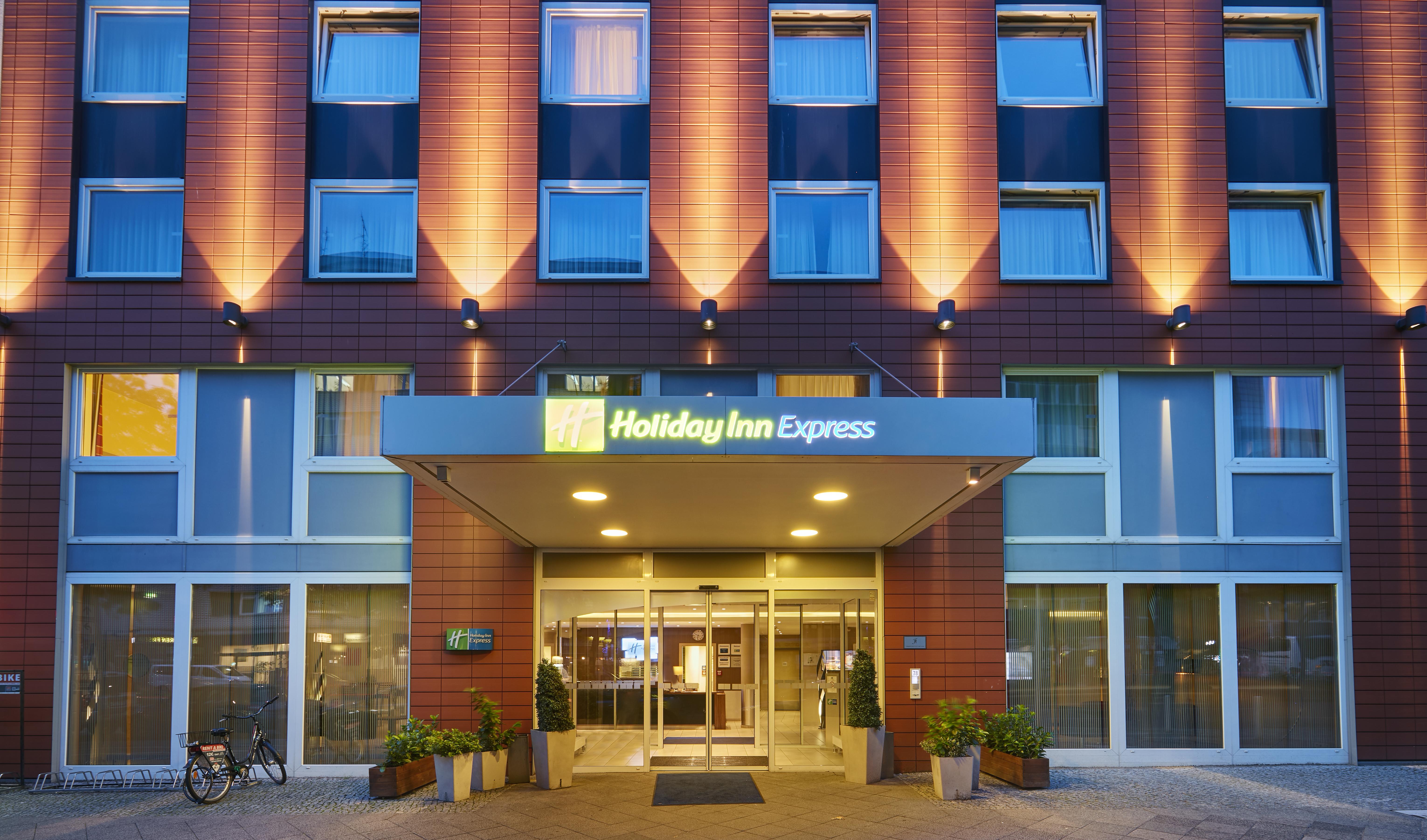 Hotel Express Centre West 3*
