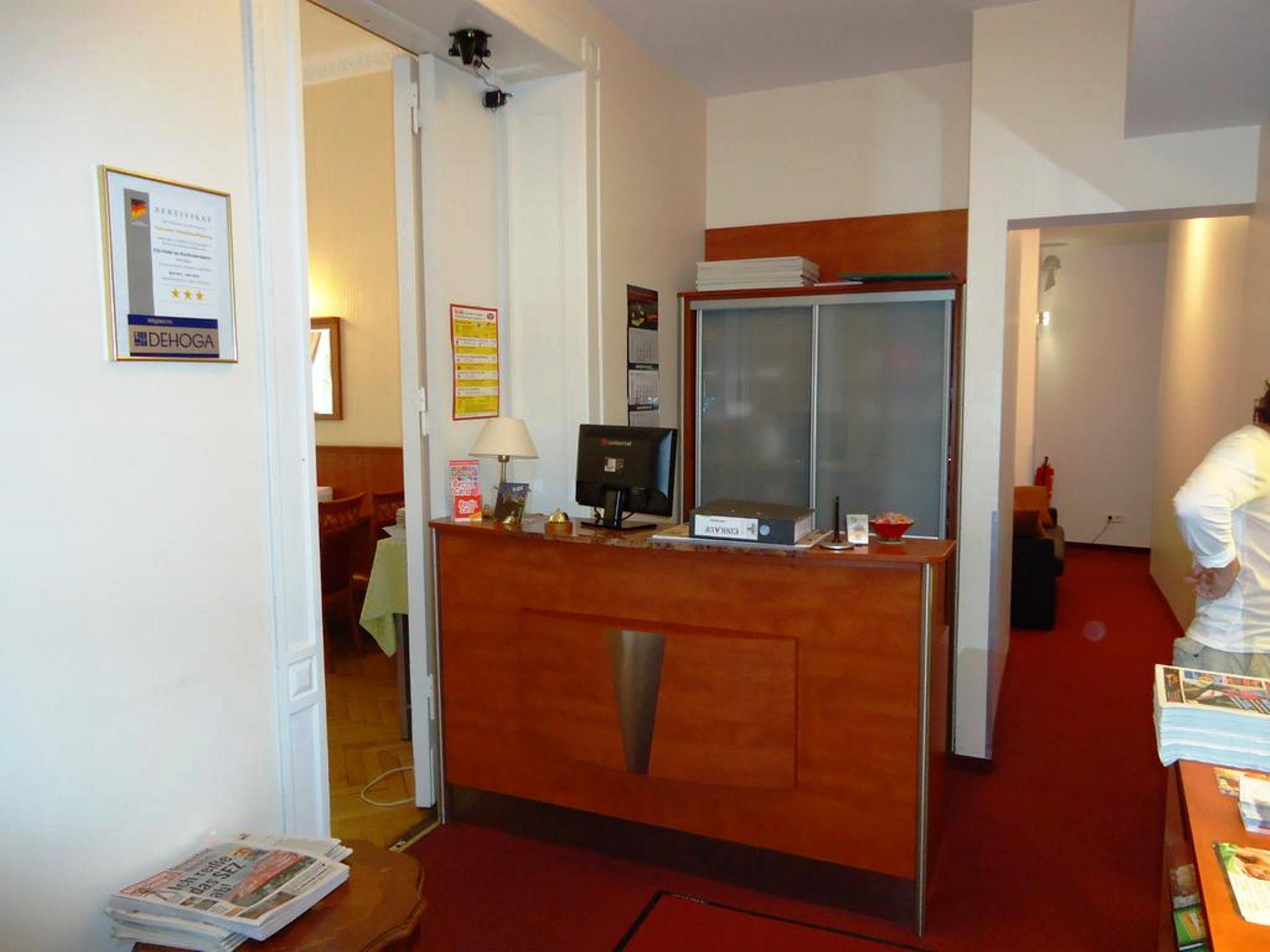 Am Kurfuerstendamm Hotel
