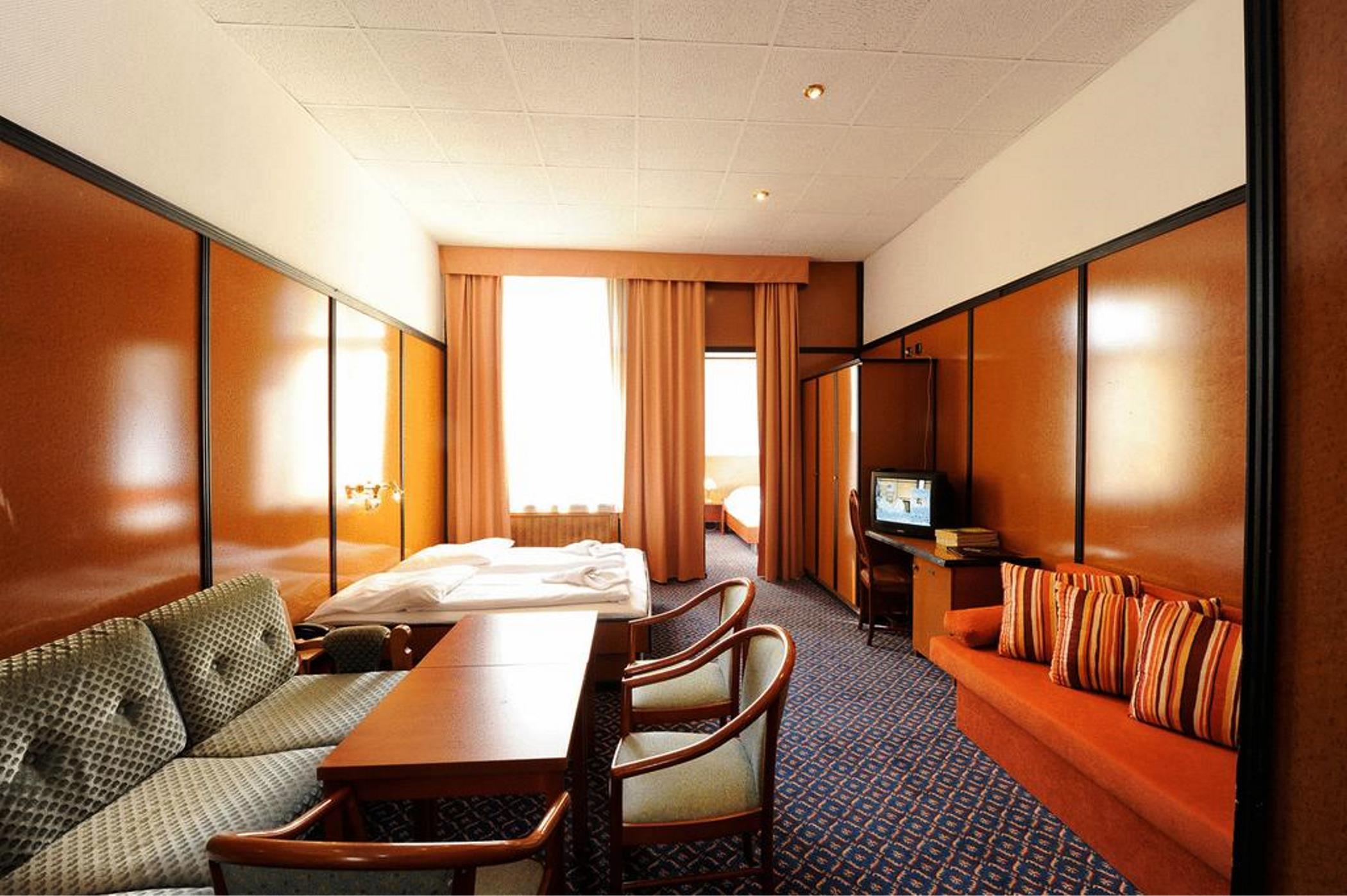 Am Kurfuerstendamm Hotel