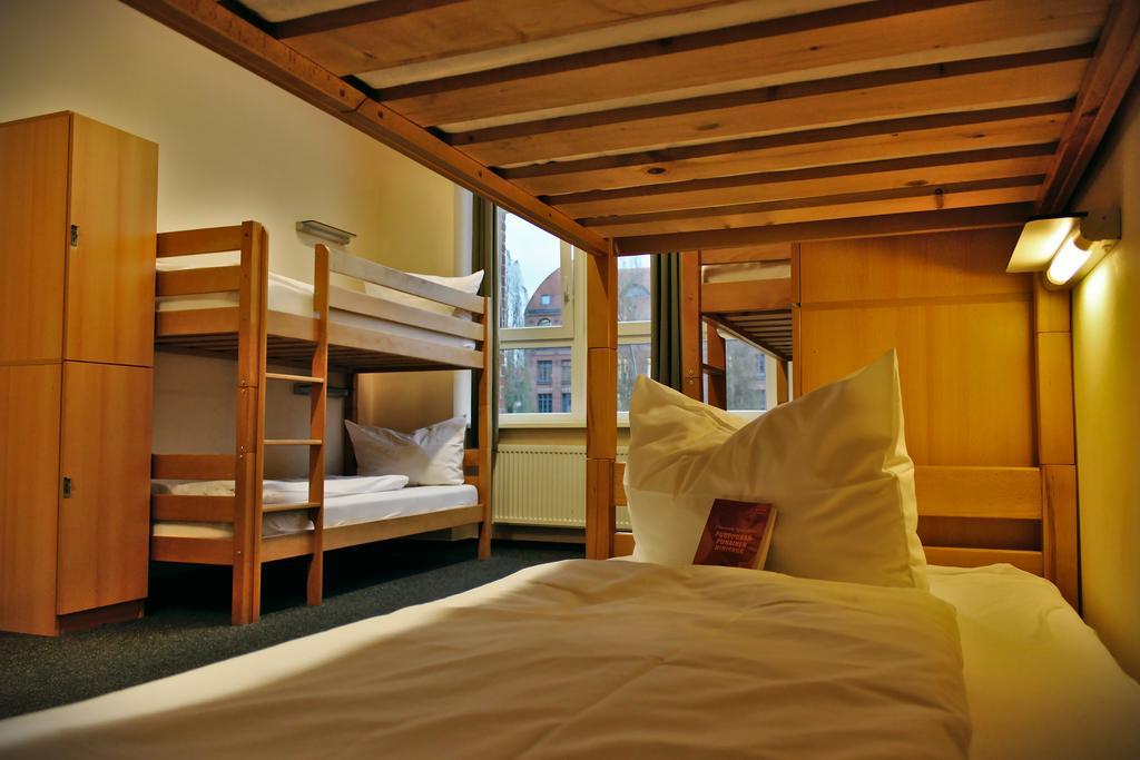Industriepalast Hostel *