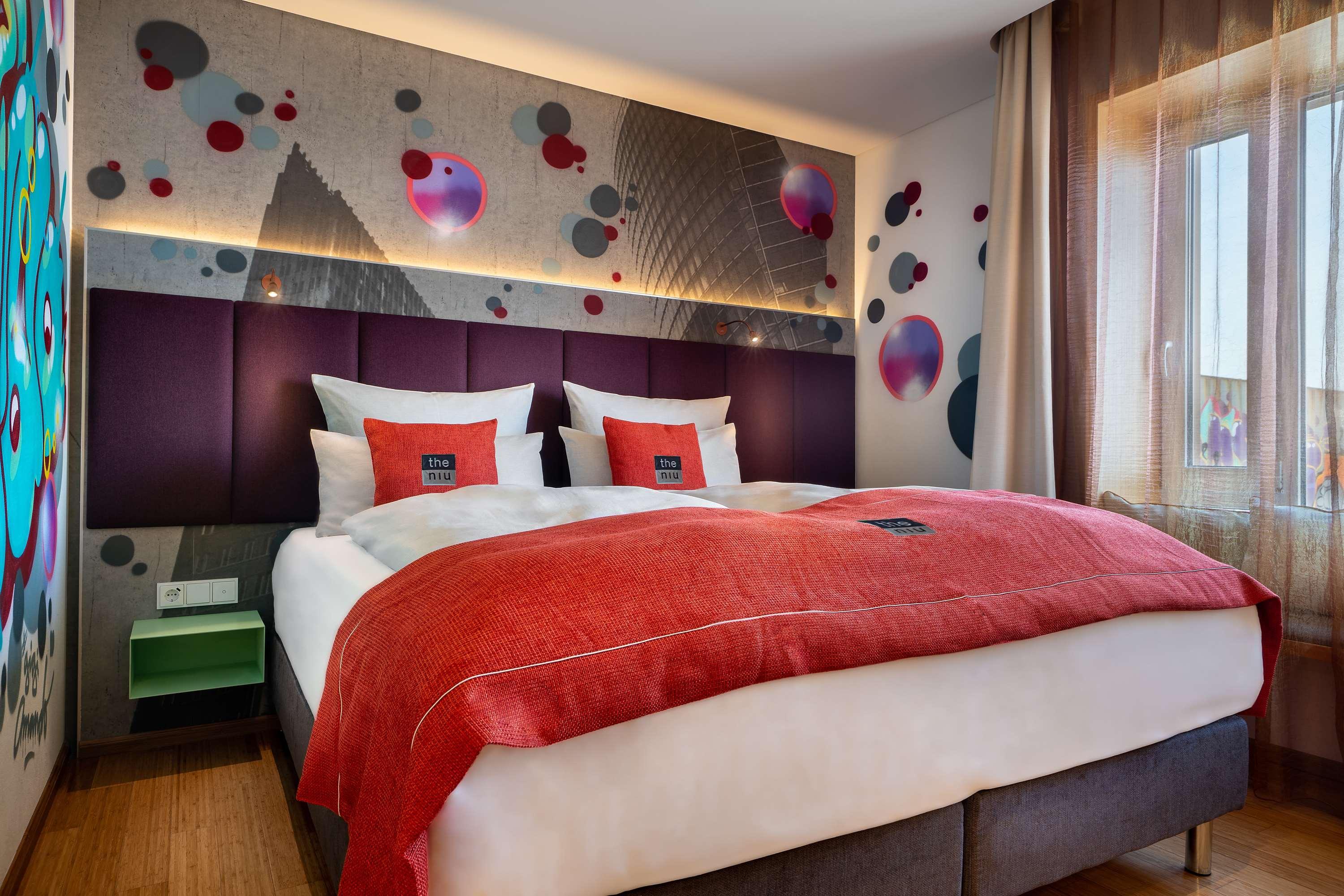 - The Niu, Hide Friedrichshain By Ihg 3* Berlin