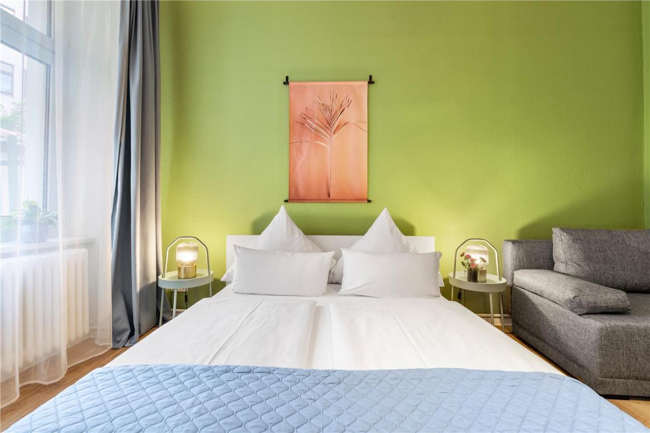 Apartment 33 I Und N Mitte *