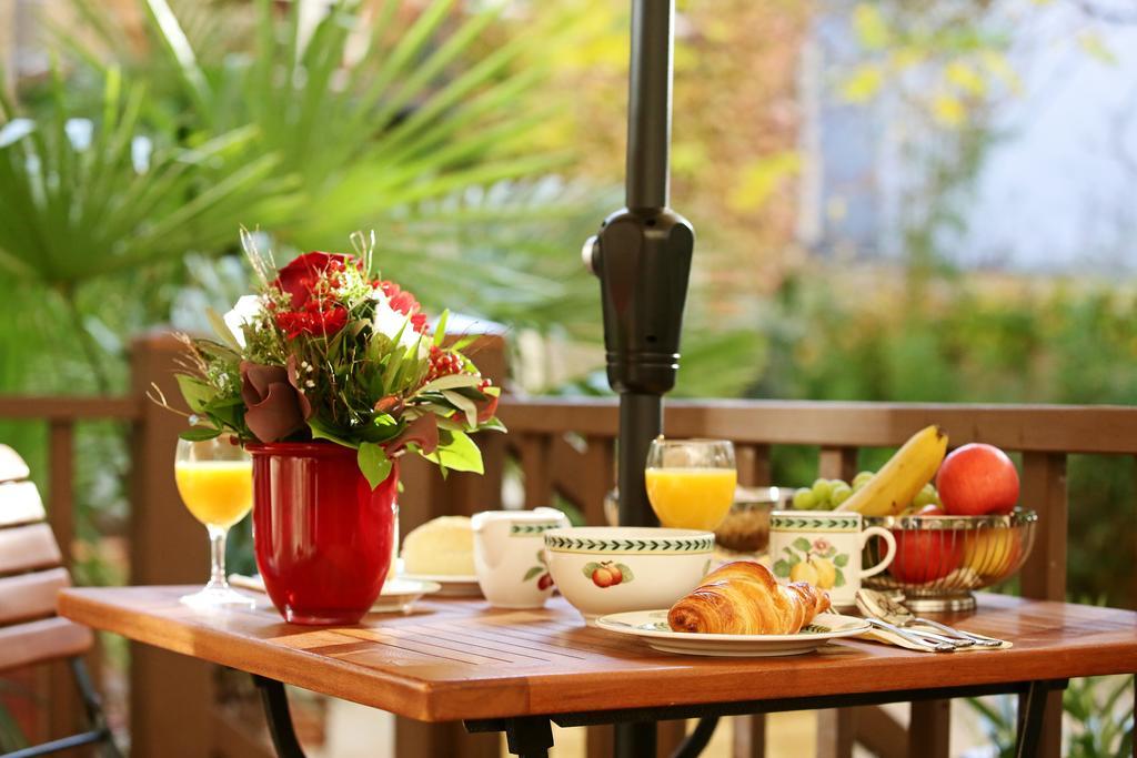 Garden Living - Boutique
