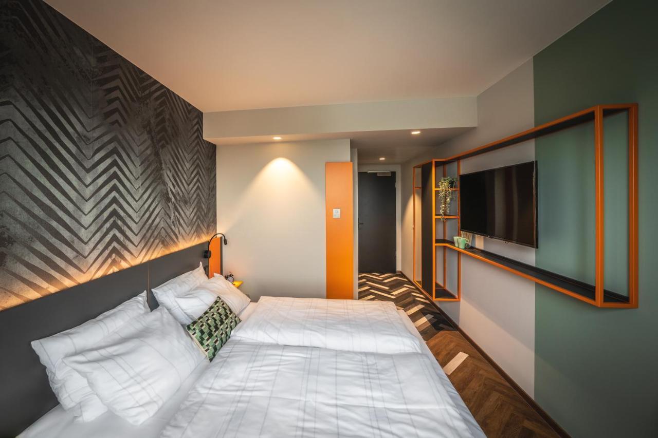 Loginn Airport Hotel