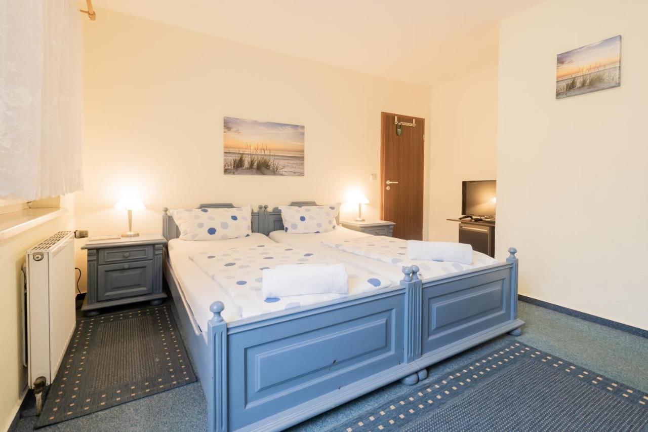 Dori's 108 Hotel 3*