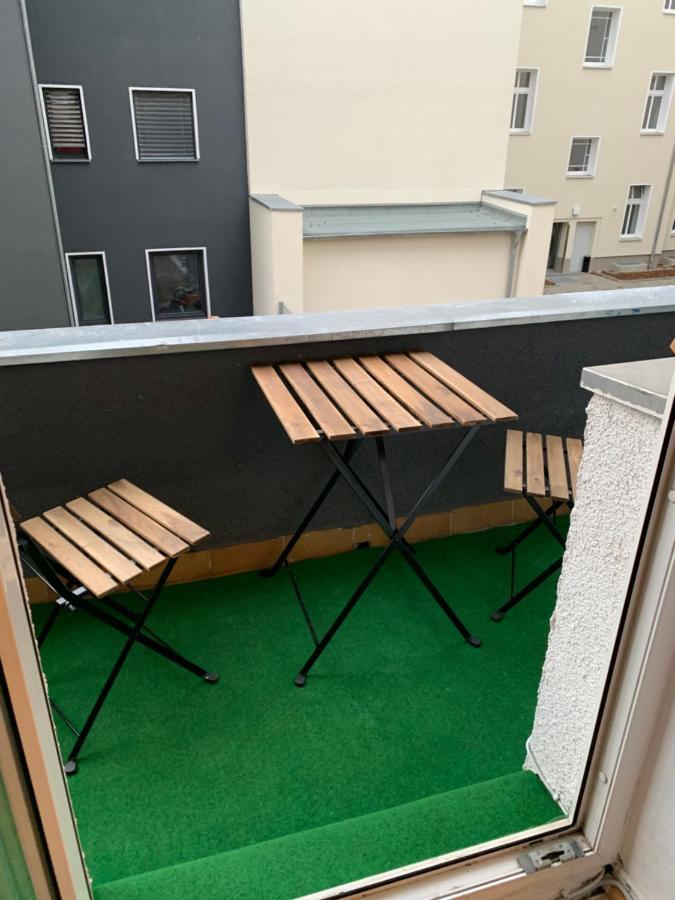 - Imma Wat - Für 12 Personen