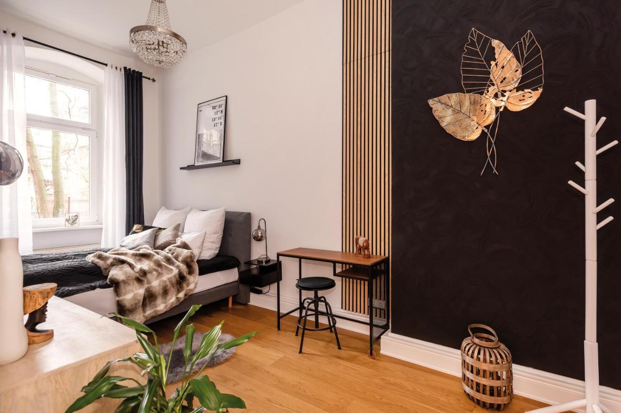 90sqm 2br Biz Loft - 5min Station Apartment Berlin