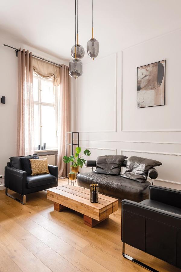 Apartment 90sqm 2br Biz Loft - 5min Station