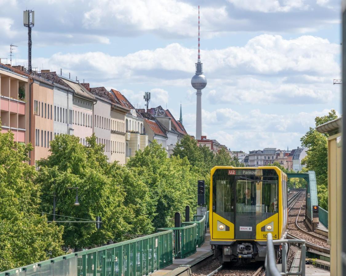 Apartment 33 H S-bahn Schoenhauser Allee *