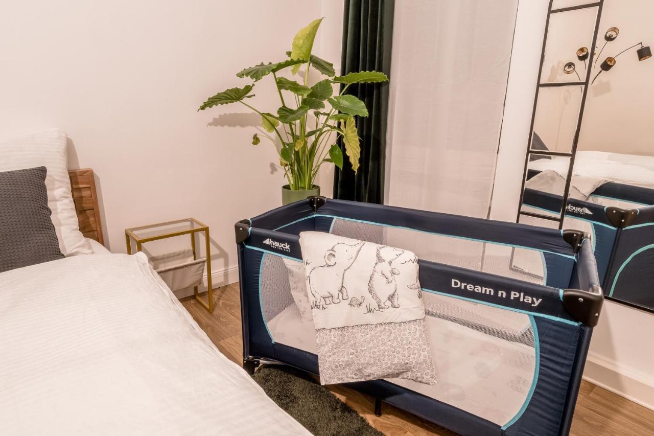 Apartment Stylische Altbauwohnung Zentral In Kreuzberger Kiezlage *