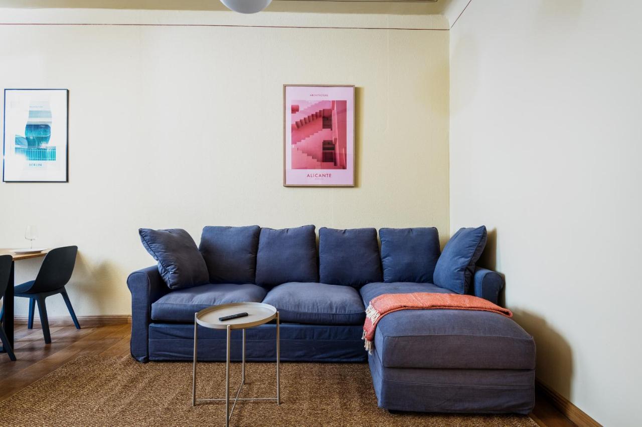 Lejlighed Super Zentral Super Schoener Altbau In Moabit Rostockerstrasse Im Herzen Von Fuer Bis Zu 6 Personen