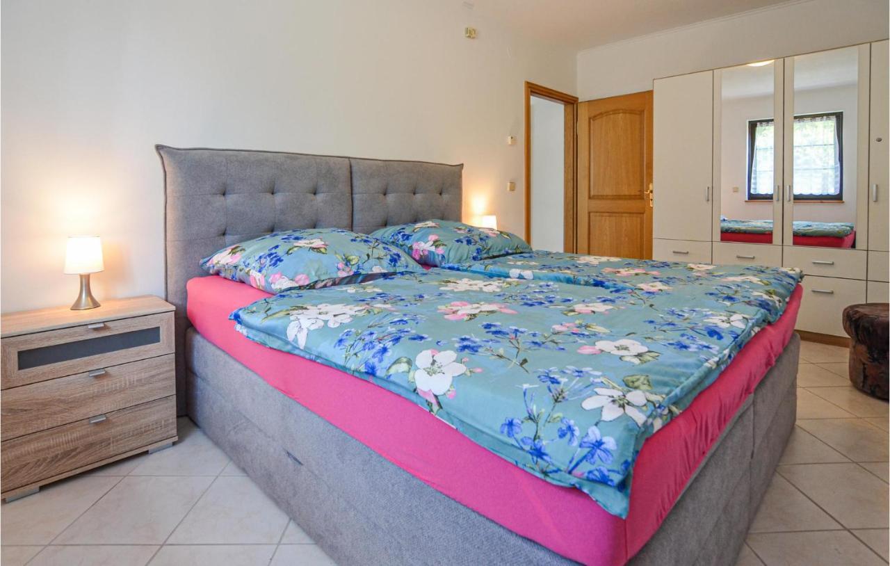 Amazing In Berlin-bohnsdorf With 1 Bedrooms, Sauna&wifi Apartment